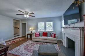 Tide on 19th- 4BR/2BA, Large Patio, Fire Pit & Sma - Image 3