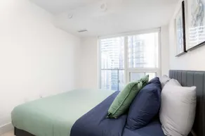 Queen bed and Sofa bed with View - Image 5