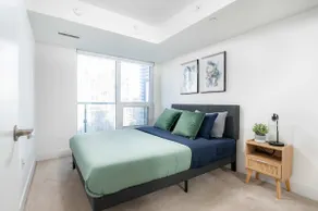 Queen bed and Sofa bed with View - Image 4