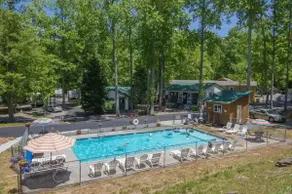Pet Friendly Cabin in Gatlinburg - Image 4