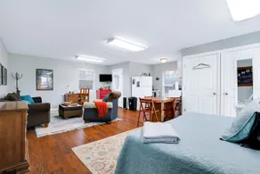 Studio apartment with golf course view halfway between SA and Boerne - Image 2