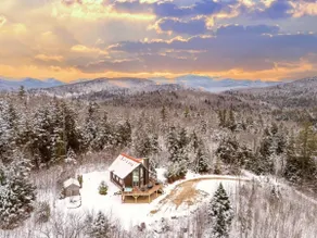 Stunning Summer Mtn Home Near Lake, Pet Friendly - Image 4