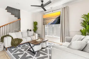 Fishing Fav 5BR + Limo Golf Cart | Walk to Beach | - Image 2