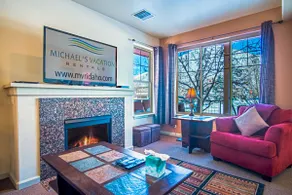 2BD Sweetwater Condo - Pool, Hot Tub, Gym, Theatre - Image 4