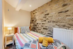 Castle Forge 4-Bedroom Historic Purbeck Forge in Kingston, Corfe Castle, Sleeps 7 - Image 5