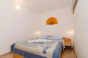 Appartamenti Villa Dingač - Appartamento con 2 camere da letto e terrazza n. 1 - Image 4