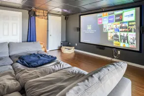 3 Decks W/City Views, Hot Tub, Theater Rm, Garage - Image 2