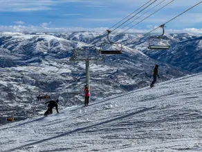 Roam Ski Den R5949B|1BR Snowbasin Retreat |Hot Tub - Image 2