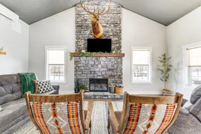 Family Retreat w/ Fire Pit & Yard in Mineral City - Image 4