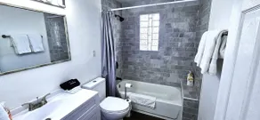 1Bd, King, Brkfst, Large TVs, WD, Sleeps 4, BBQ - Image 3