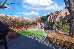Casita Gomez- Courtyard - Quiet - Railyard - 1BR - Image 3