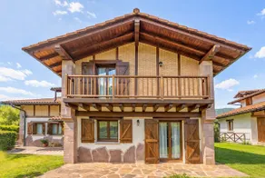 Large charming country house surrounded by nature - Image 2