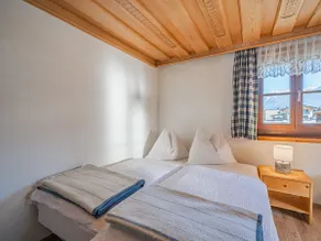 Rustic comfort in the mountains - Image 5