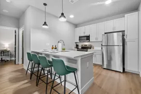 Roger That | Modern 1BR Near AMP & Bentonville - Image 4