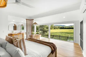Paddock View Ranch In The Sunshine Coast Countryside - Image 5
