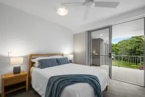 Serene 3 Bedroom Poolside Retreat at Drift - Image 3