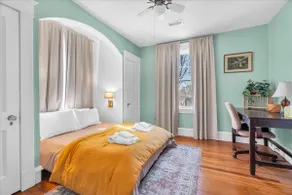 Lakeside Vintage Retreat | Classic RVA Charm - Image 2