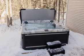 Pemaquid Escape | Curated Comfort + Hot Tub - Image 2