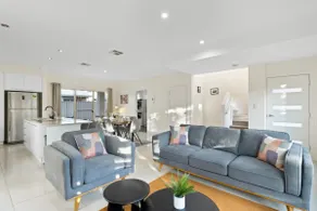 Fig & Fern - Modern Comfort between City & Coast - Image 2