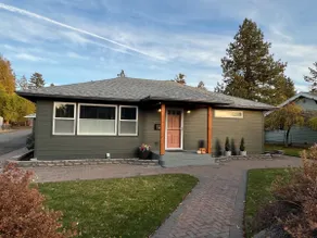 Bluebird Day - Pilot Butte Pad, 3BR, Backyard! - Image 2