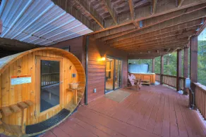New Chateau Coronet with Mountain Views & Sauna - Image 5