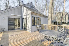Walk to Ski Slopes: Wintergreen Resort Treehouse - Image 2