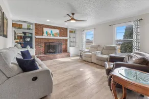 Spacious Retreat Near Eagle Creek Park – Modern Co - Image 5