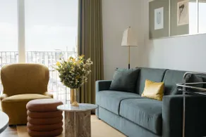 1BR Retreat Near the Beach - Parking - Image 5