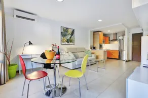 The Garden Apartment, Garage, Fiber, Air Con - Image 3