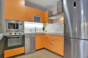 The Garden Apartment, Garage, Fiber, Air Con - Image 4
