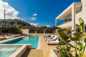 Villa Serenity by PosarelliVillas - Image 3