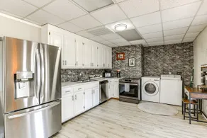 Rustic Cowboy Ranch Retreat: Stay Near Nashville - Image 3
