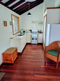 Stargazers - 2 Bed Cottage near Pemberton - Image 3