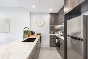 3BR apartment close to Accor Stadium - Image 2
