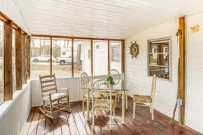 1 Mi to Lake Murray! Pet-friendly Extended Getaway - Image 2