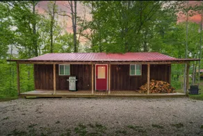 The Retreat | Couples Cabin w/ Hot Tub - Image 4