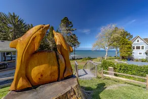 Wild Ocean Views, wrap-a-round deck and hot tub! - Image 4