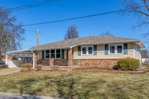 Western Wentzville Bungalow - Image 5