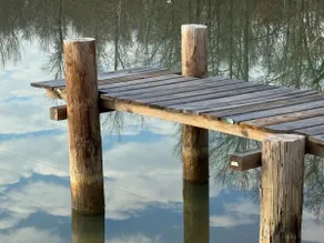 Lakeside Cabin 1 - Image 3