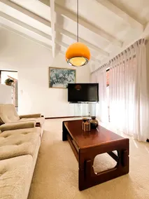 17 Rare Cool Urban-Style Nedlands 4BR-Parkng&Pool - Image 3