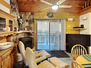 The Old World Chalet by Taylor Made Deep Creek - Image 5