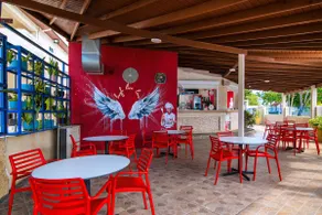 Beachside Comfort with Pool, Spa & Dining - Image 4