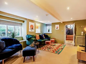 3 Bed in Weymouth oc-86474 - Image 3
