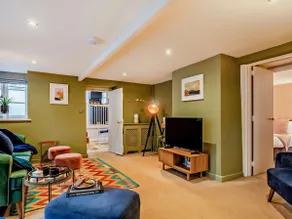 3 Bed in Weymouth oc-86474 - Image 5