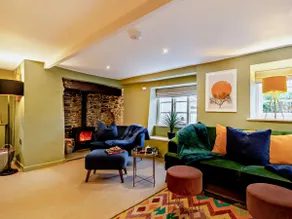 3 Bed in Weymouth oc-86474 - Image 2