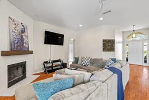 Peacock Shores | Team Joseph Ellen - Image 2