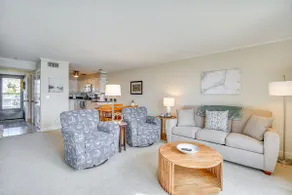 Boat & Fish: Waterfront Gem on Pasquotank River! - Image 3