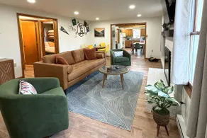 Lakefront - Private Beach, Fire Pit, AC, Hot Tub - Image 4