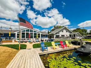 Diamond View Bay Getaway | Dock | Beach Toys - Image 3