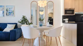 Sunny Hills mediterranean style apartment - Image 4